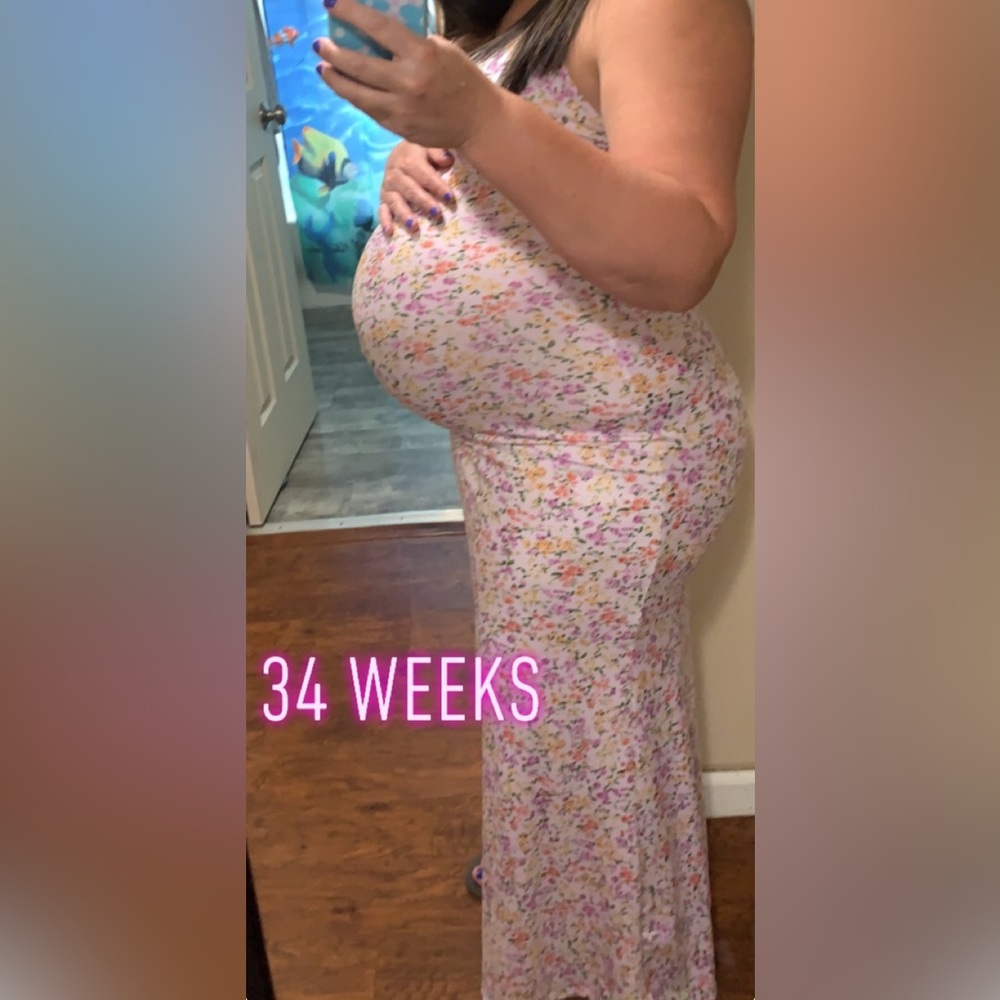 Worn once, like new  Maternity Dress🌸💐 - Picture 2 of 5